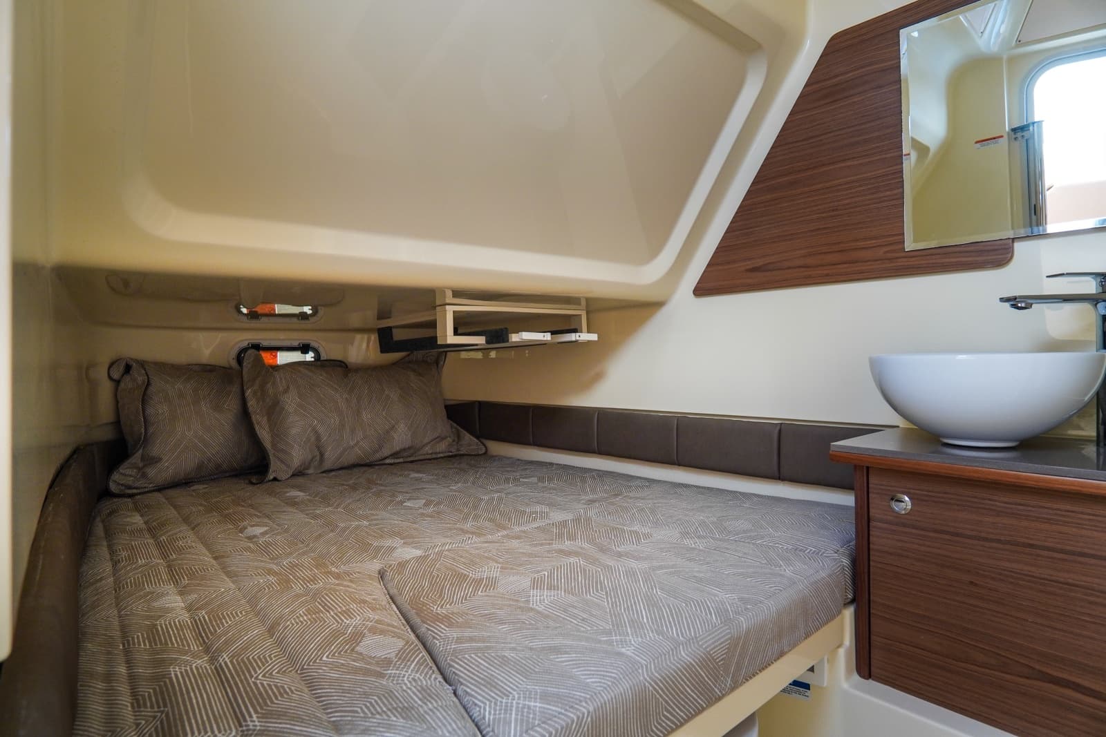 2026 Chris-Craft 31 Catalina