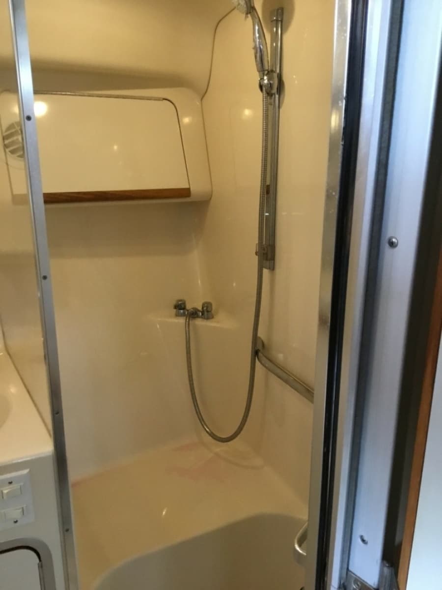 1995 Sea Ray Sun Dancer 370