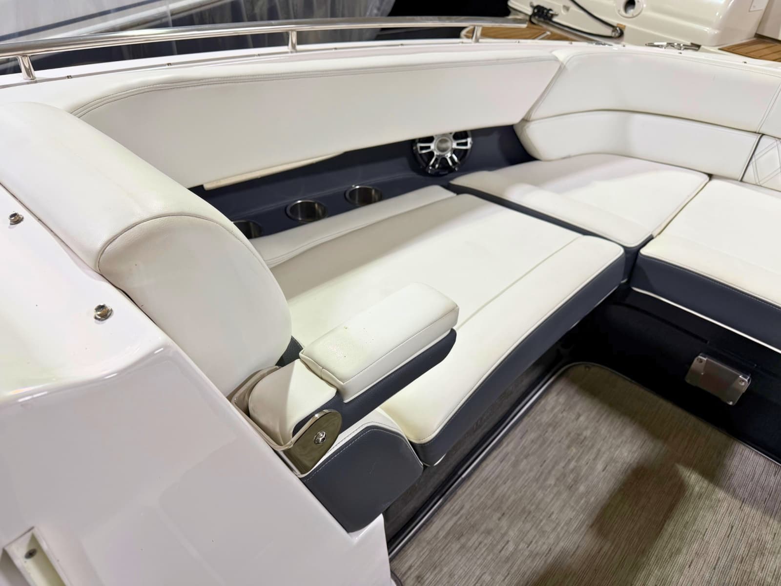 2019 Regal 2800 Bowrider