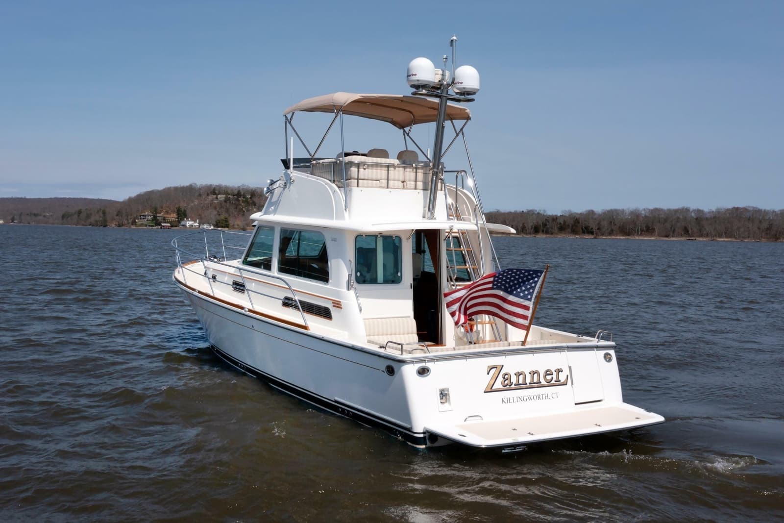 2016 Sabre 42 Fly Bridge Sedan