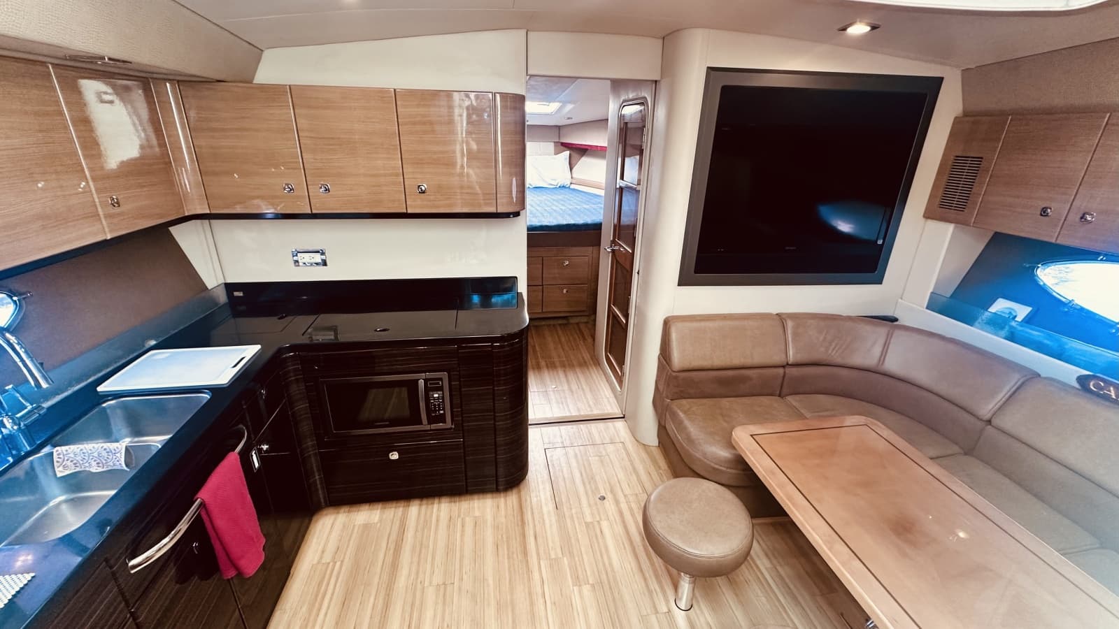 2012 Formula 45 Yacht