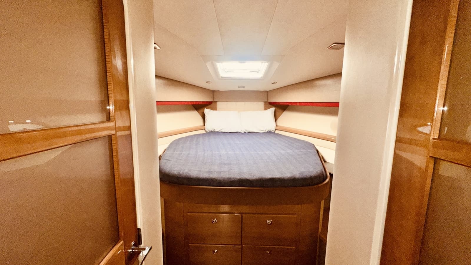 2012 Formula 45 Yacht