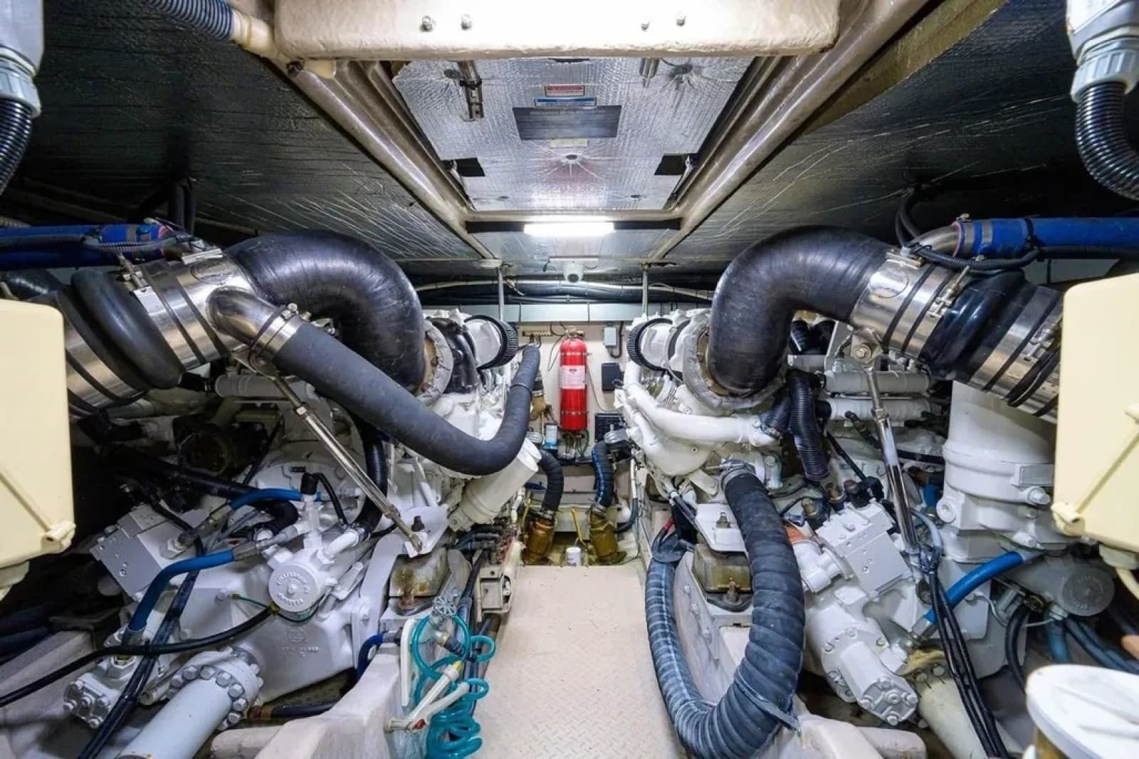 2004 Sea Ray 550 Sundancer