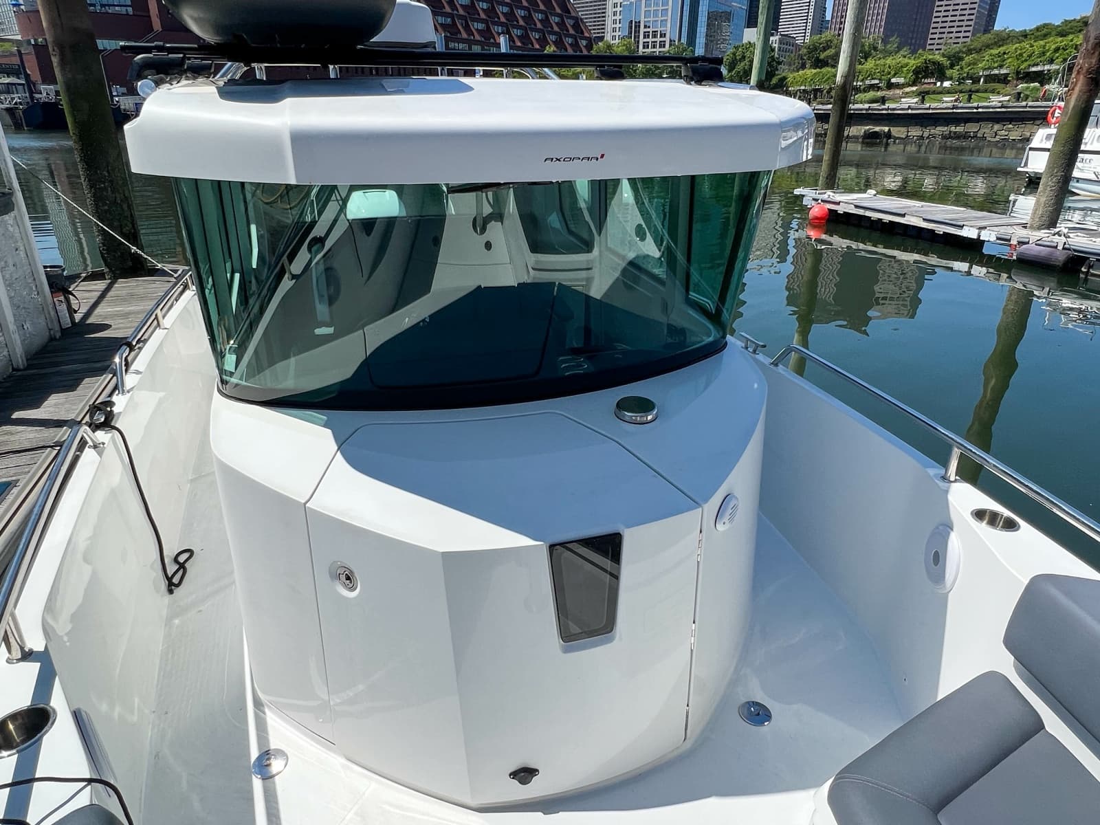 2020 Axopar 28 Cabin