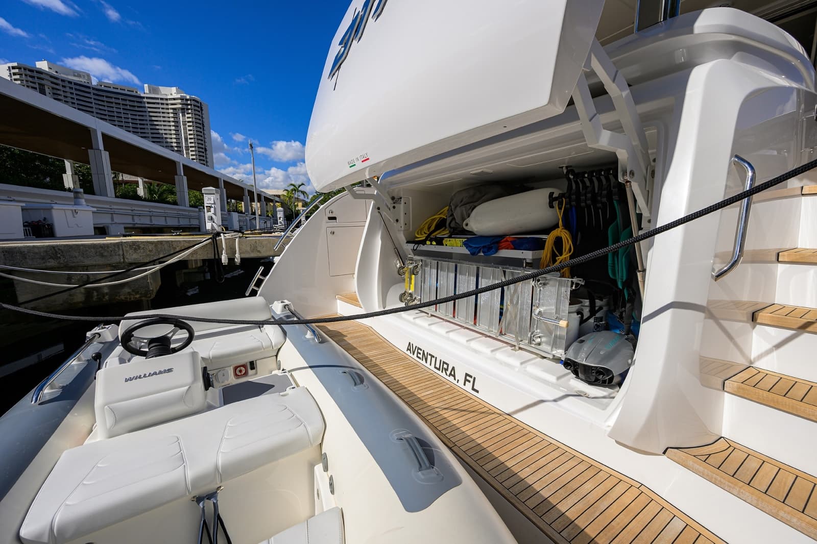 Azimut 78 - DT78 - Tender