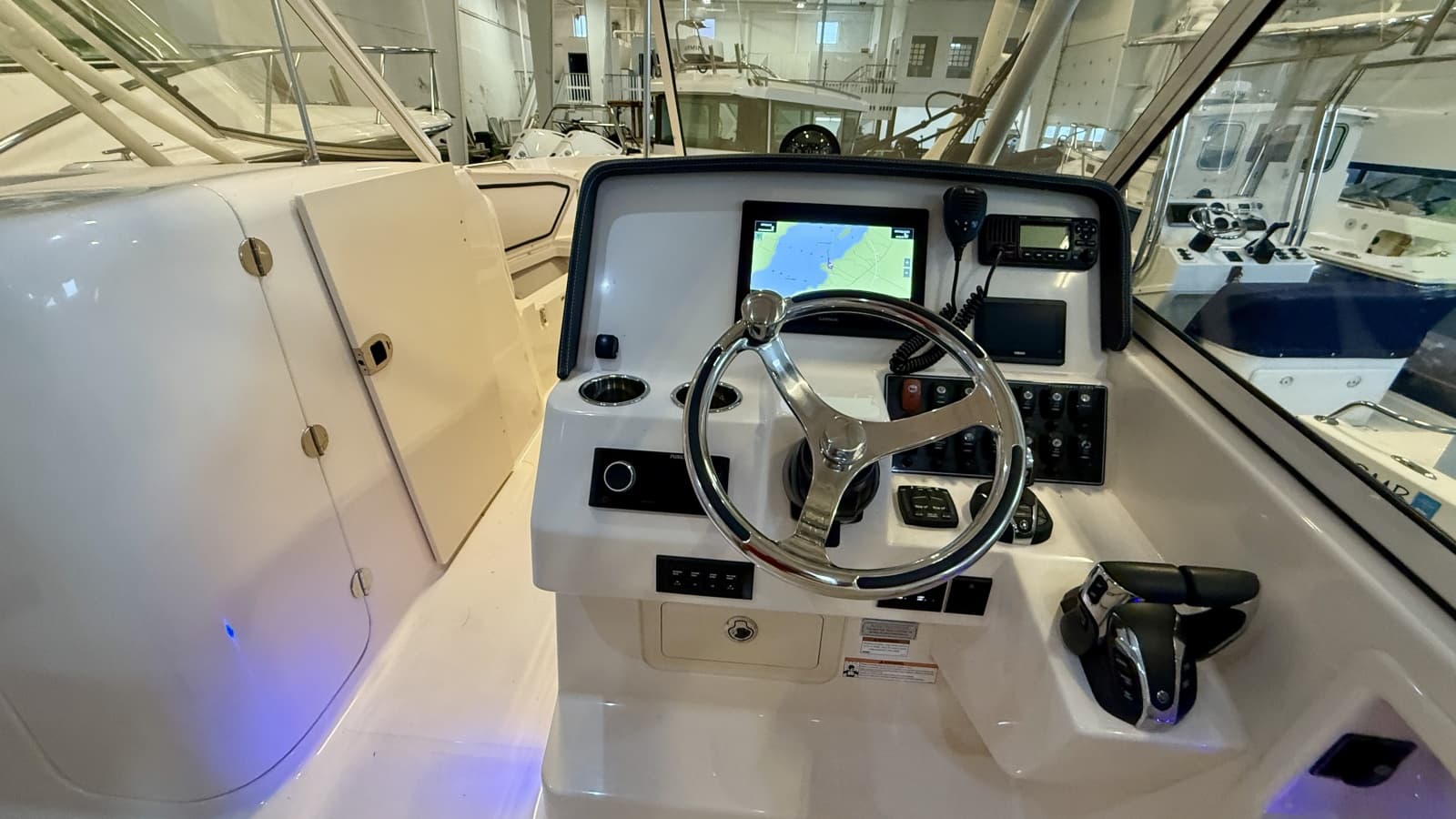 2023 Grady-White Freedom 285