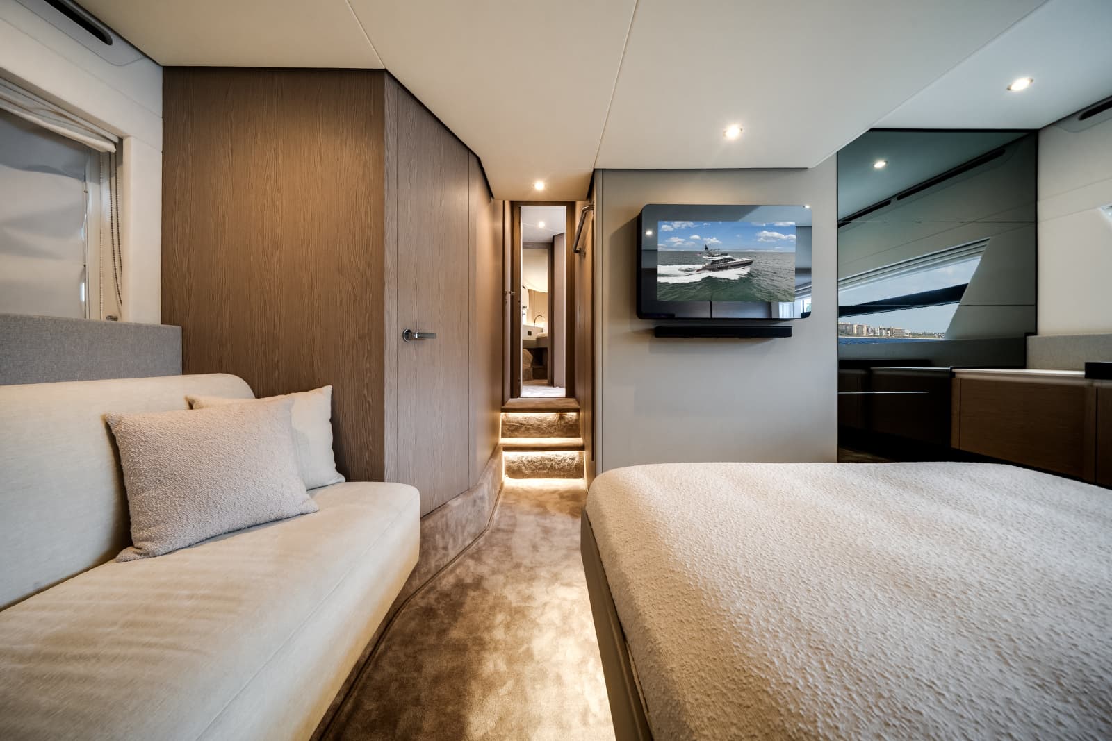 2023 Azimut 53 FLY - Photo 25