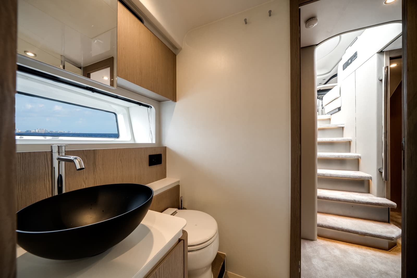 2023 Azimut 53 FLY - Photo 17