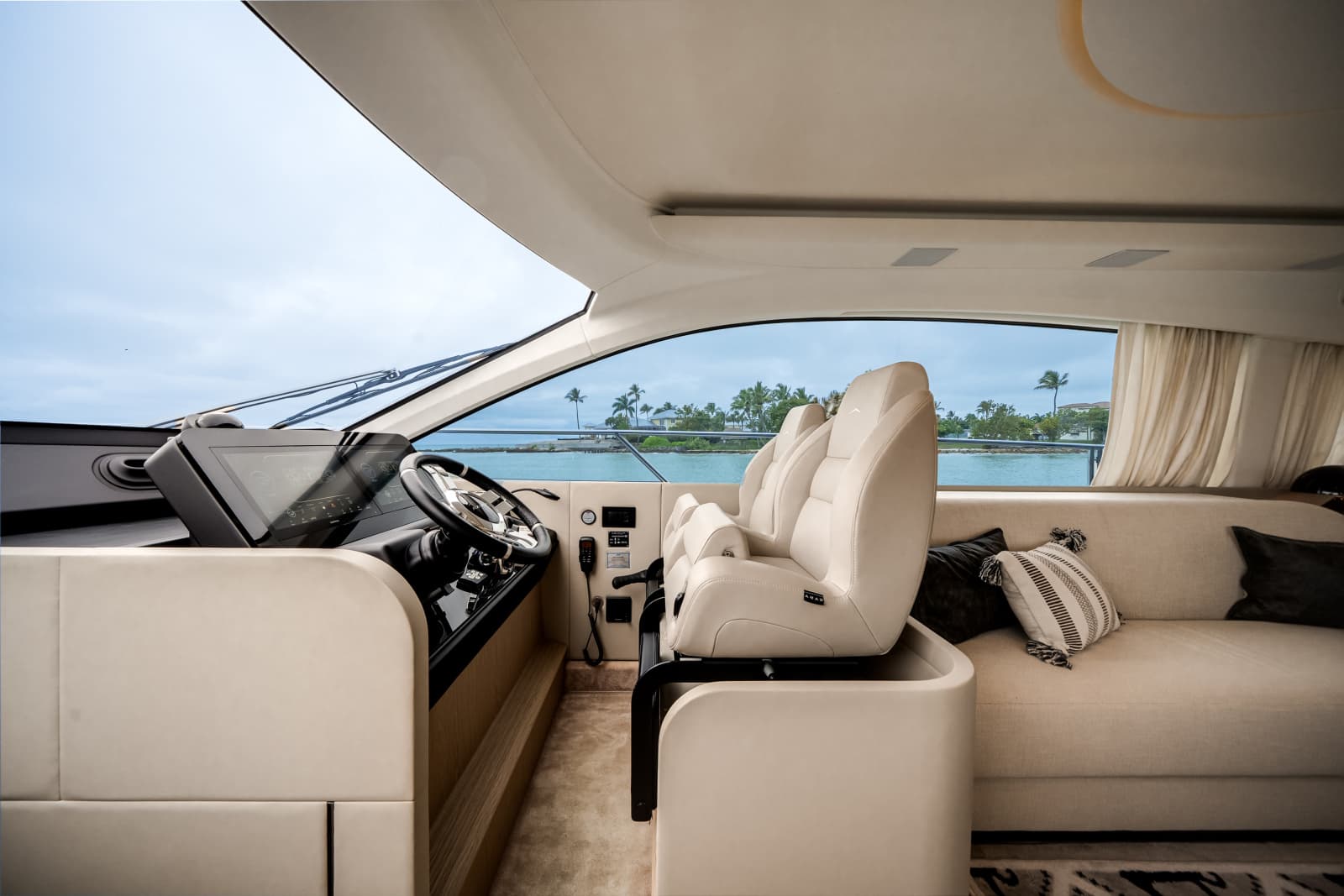 2023 Azimut 53 FLY - Photo 37