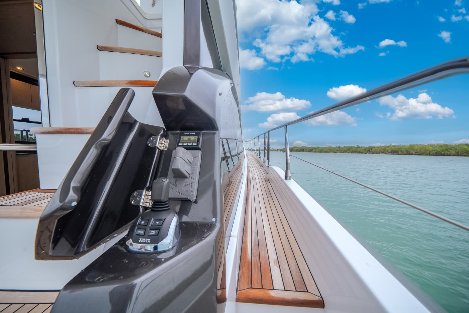 2023 Azimut 53 FLY - Photo 48