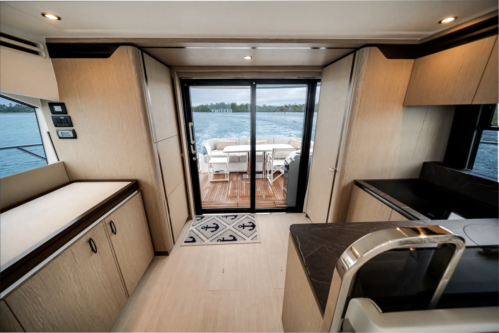 2023 Azimut 53 FLY - Photo 40