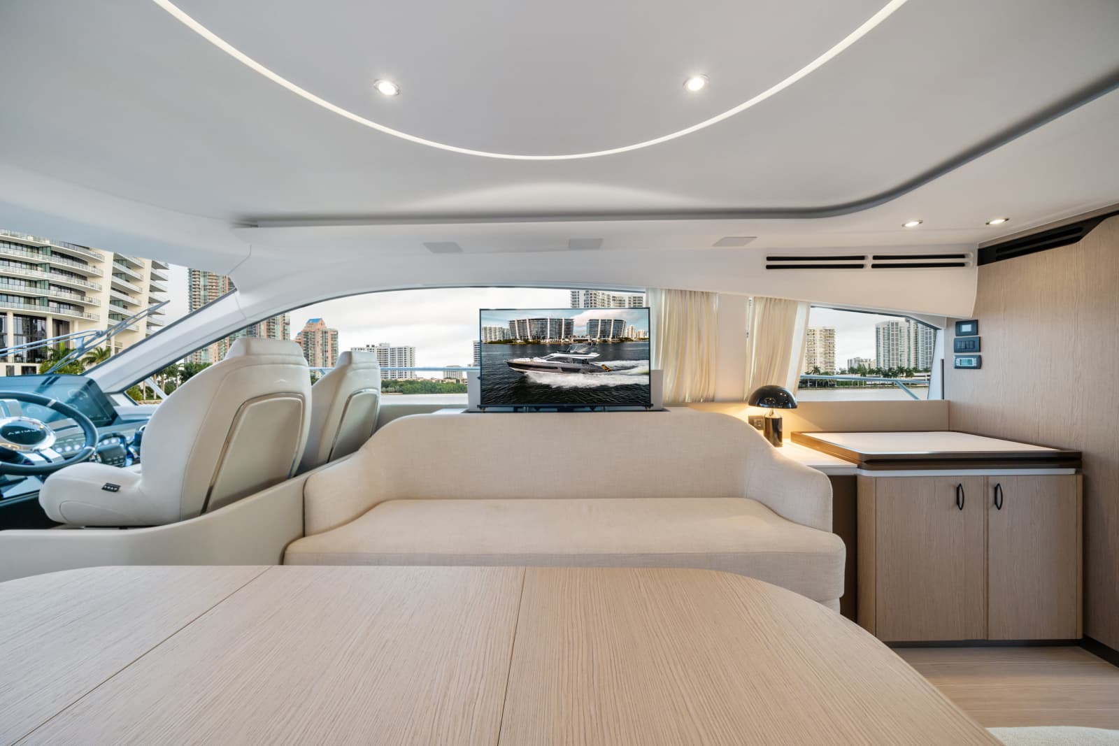 2023 Azimut 53 FLY