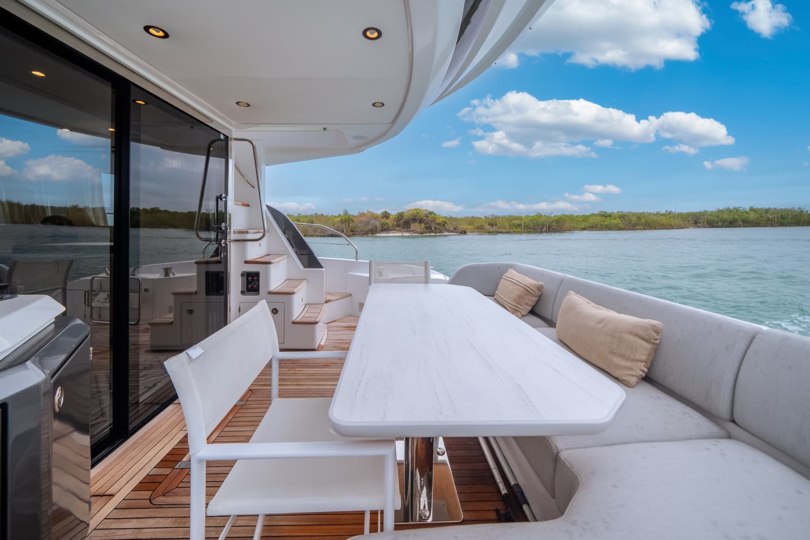 2023 Azimut 53 FLY - Photo 43