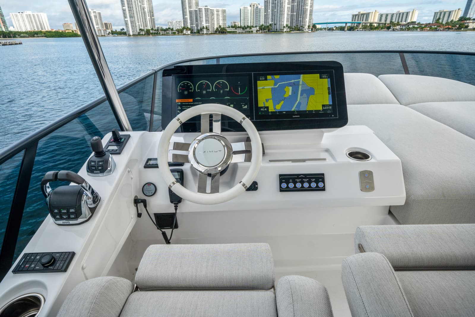 2023 Azimut 53 FLY