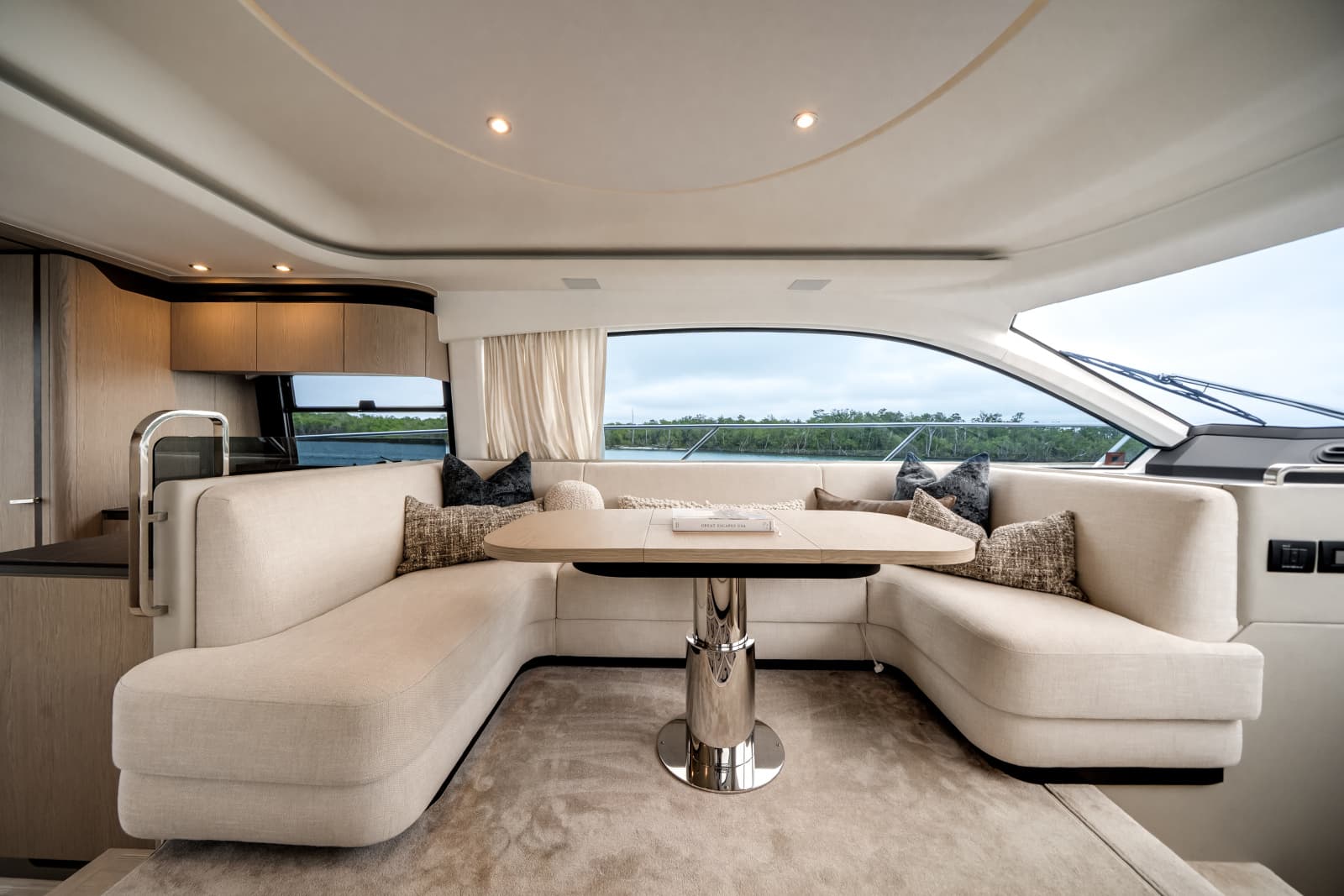 2023 Azimut 53 FLY - Photo 35