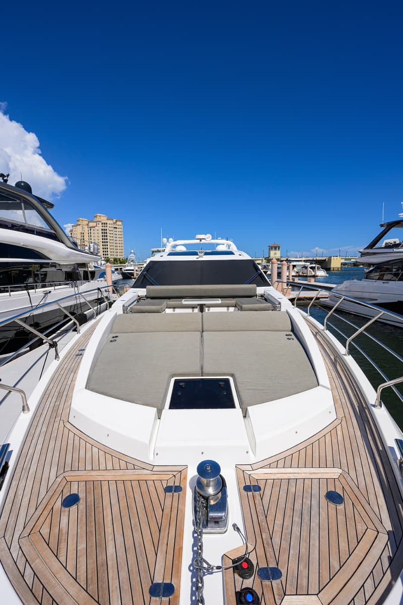 2019 Azimut S7