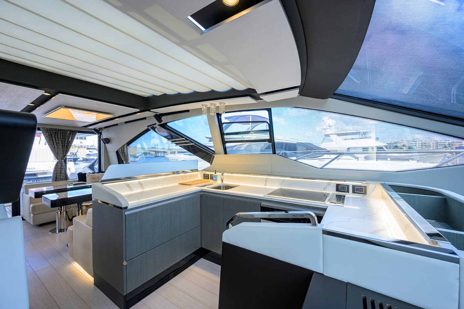 2019 Azimut S7
