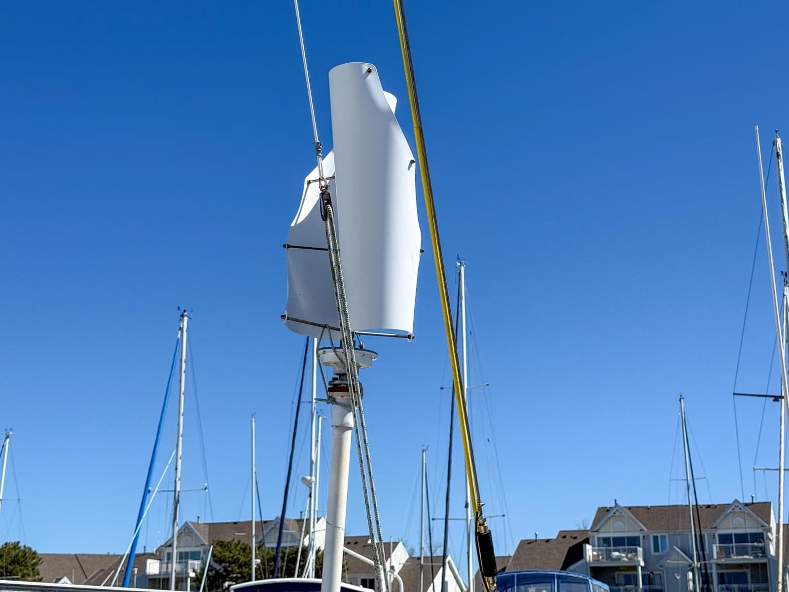 Vertical wind generator