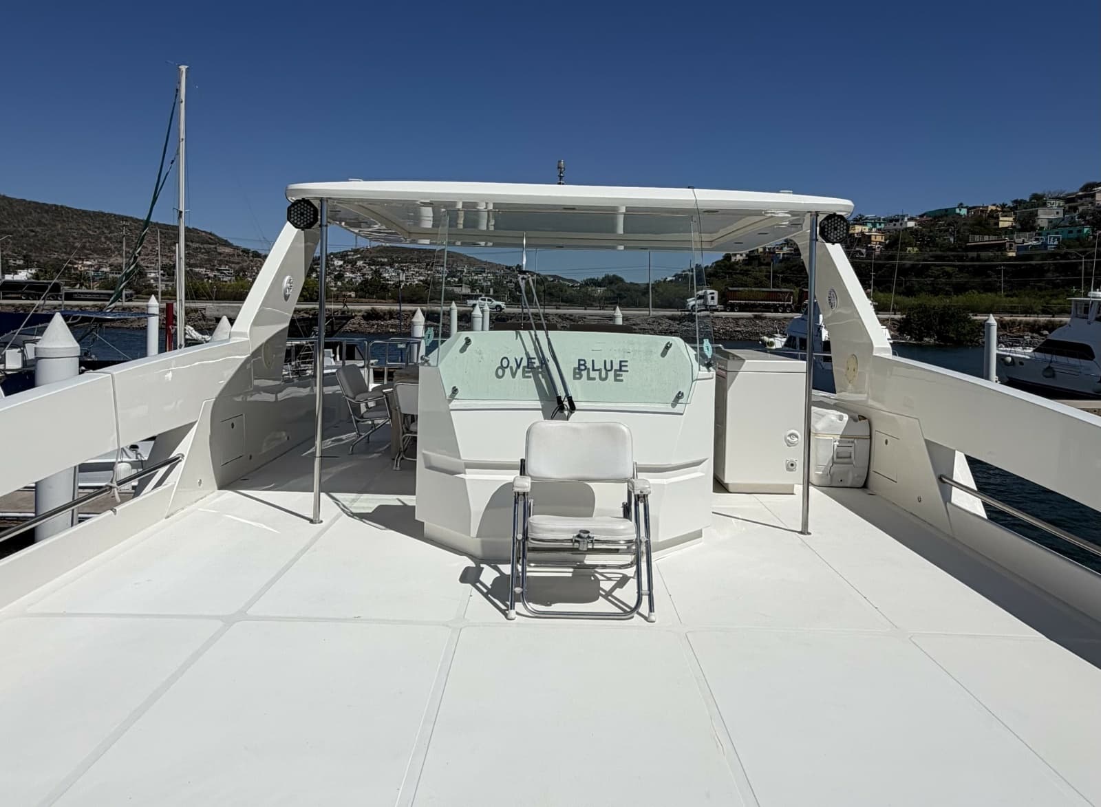 Forward Flybridge Deck Looking Aft
