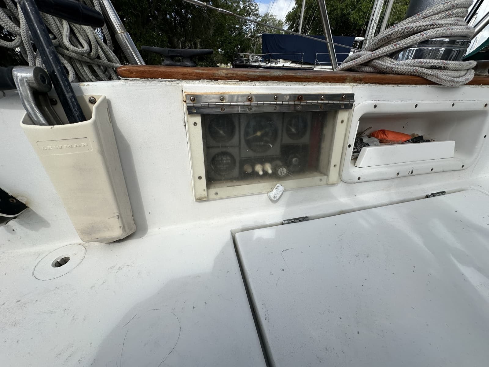 1976 Valiant Valiant 40