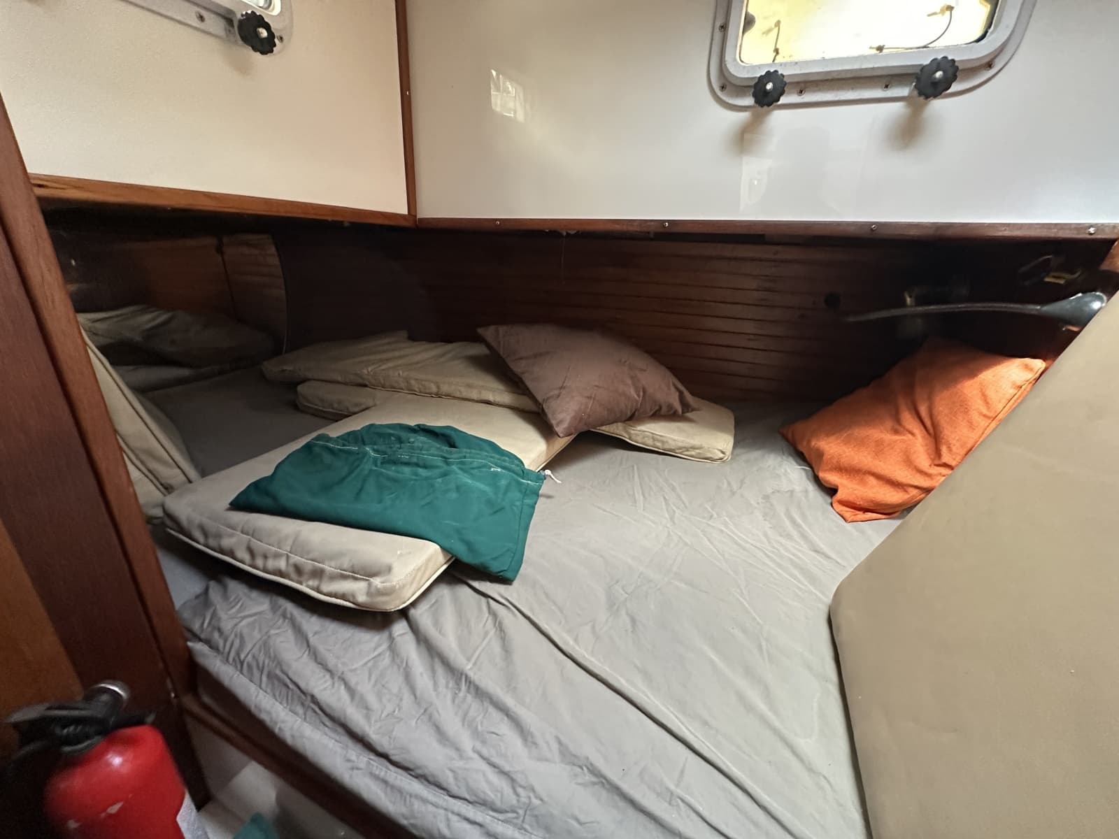 1976 Valiant Valiant 40