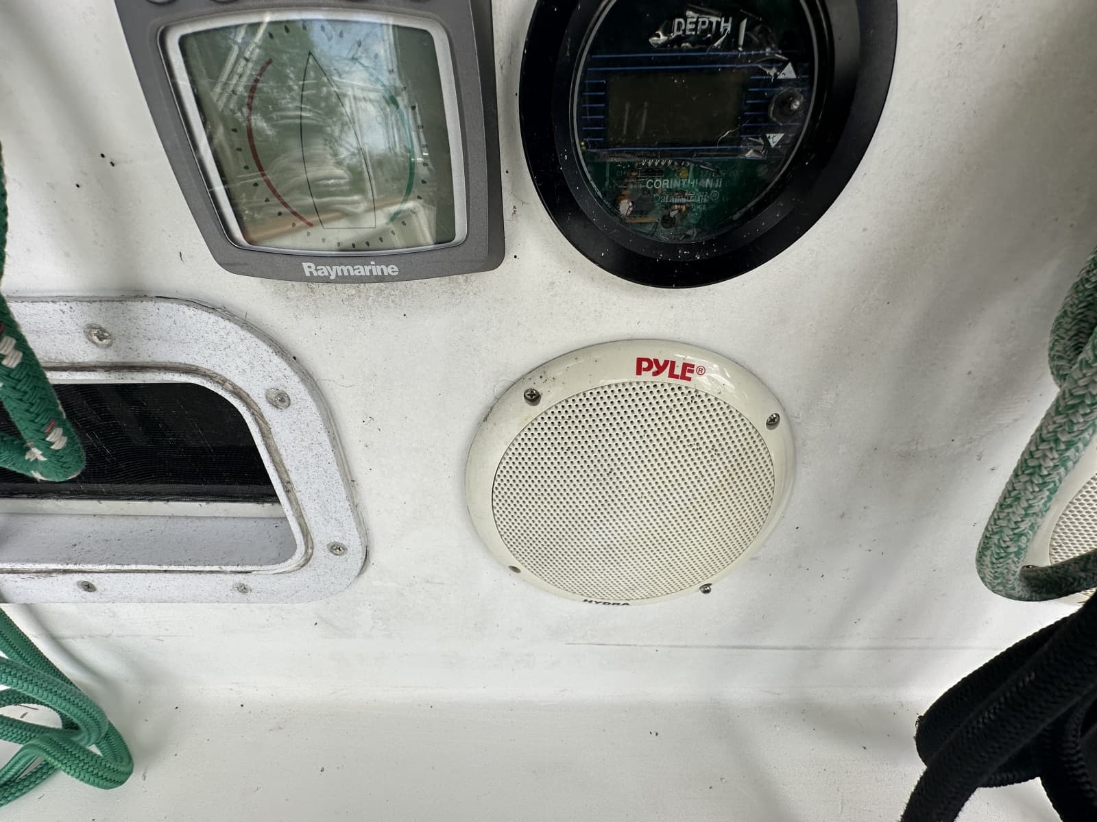 1976 Valiant Valiant 40