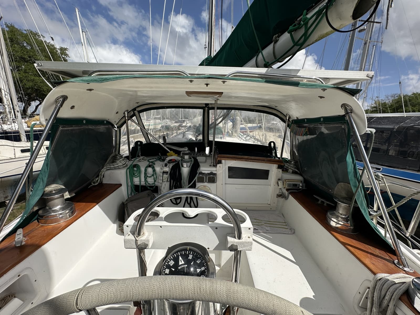 1976 Valiant Valiant 40