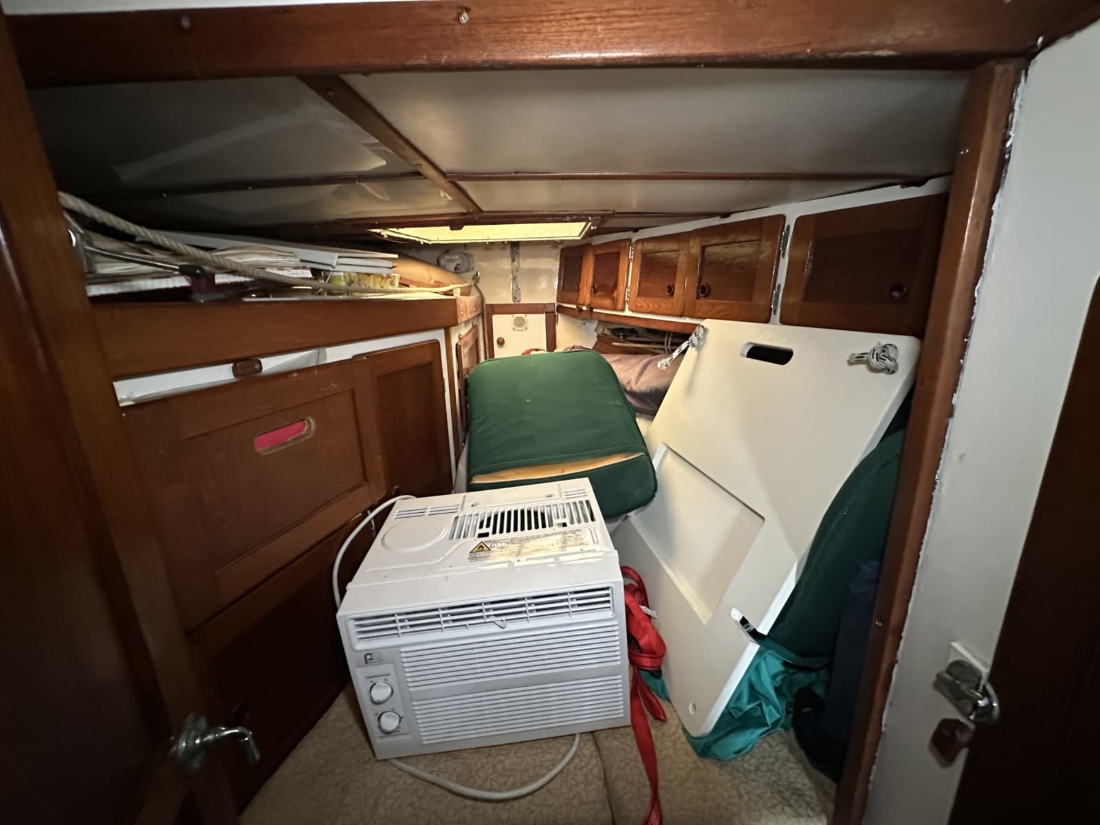 1976 Valiant Valiant 40