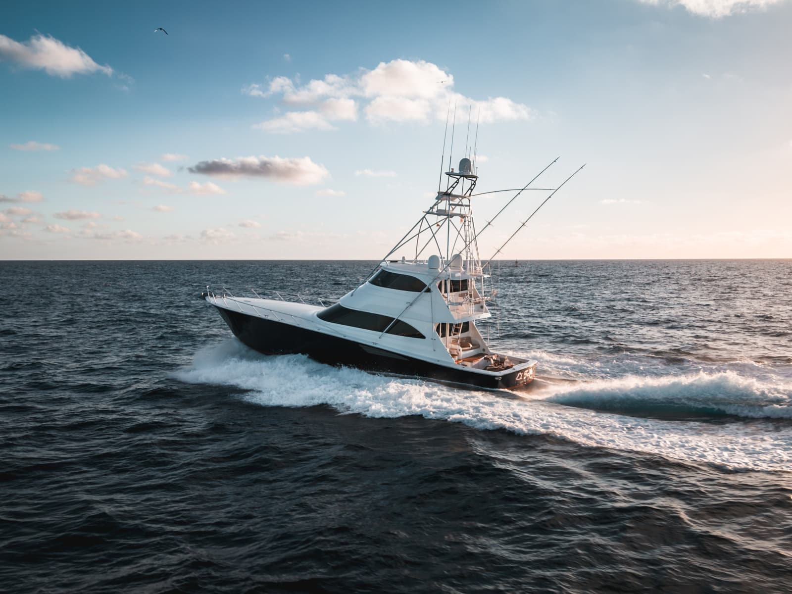 2015 Viking 70 CV ENCLOSED BRIDGE