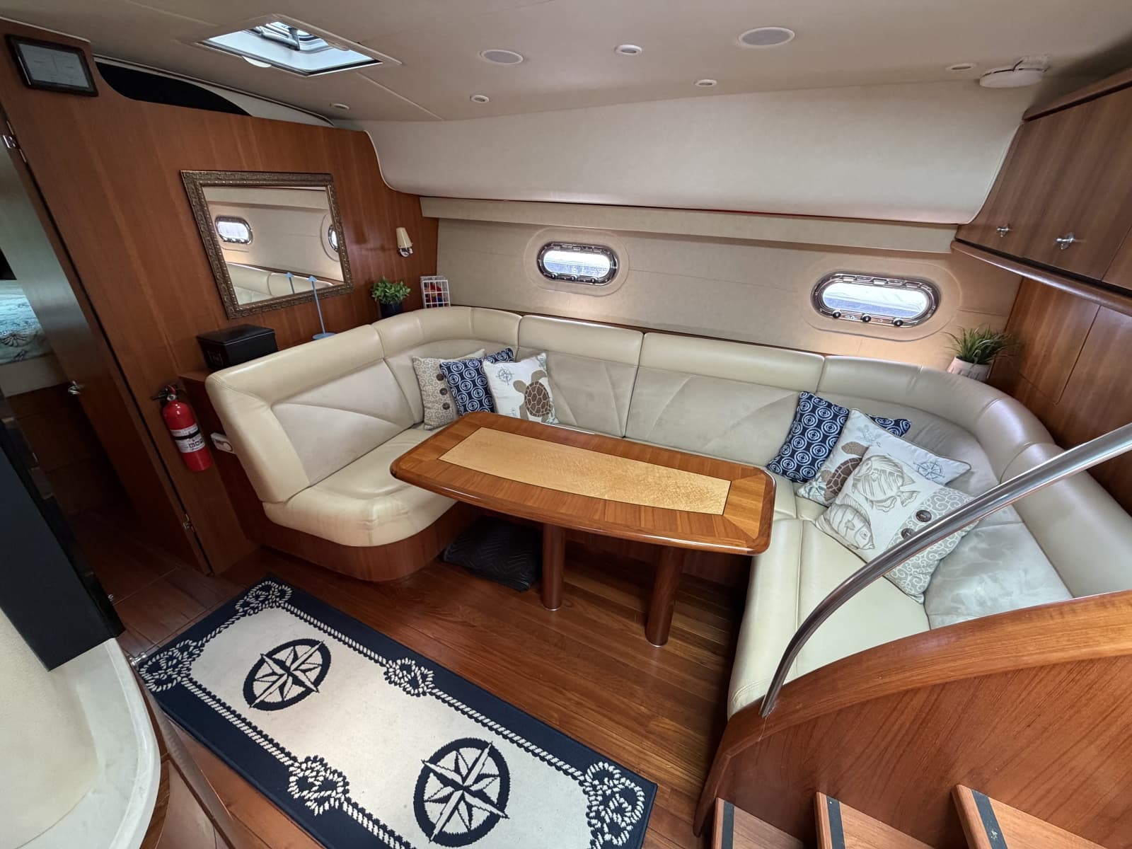 2006 Tiara Yachts 43 Sovran - Photo 11