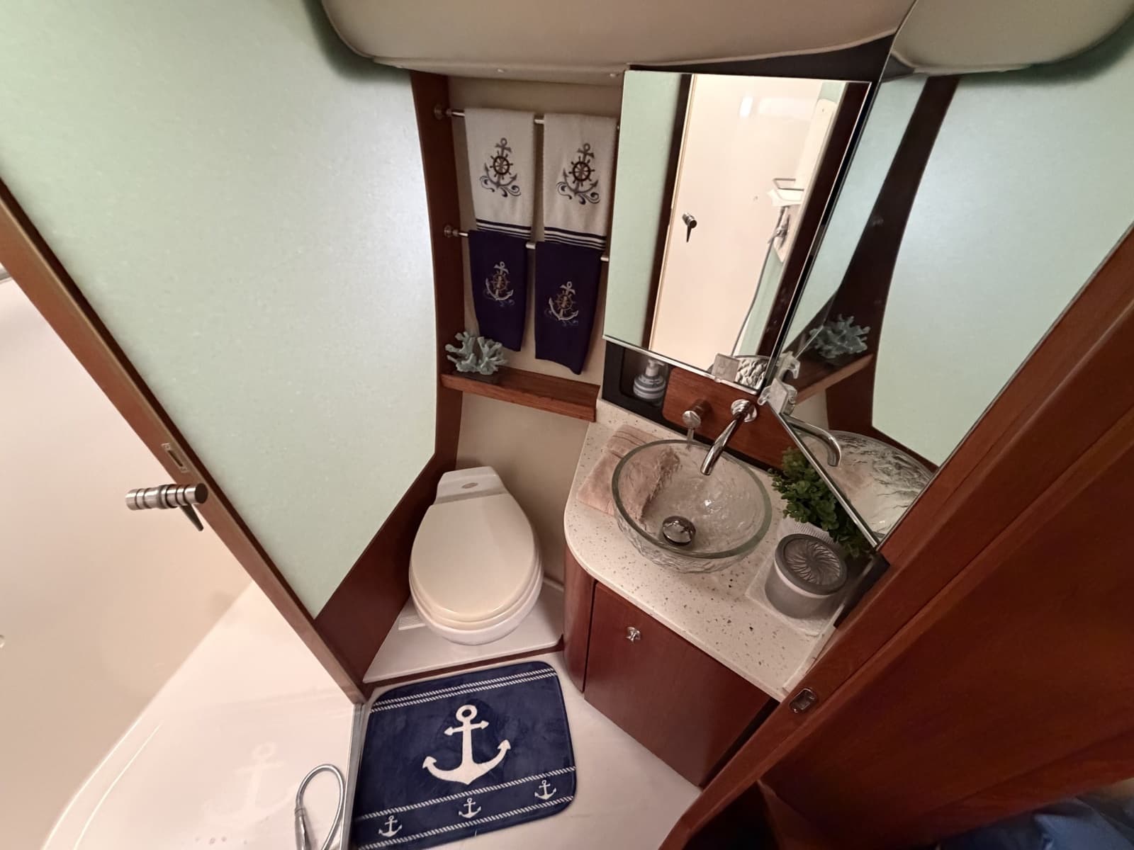 2006 Tiara Yachts 43 Sovran