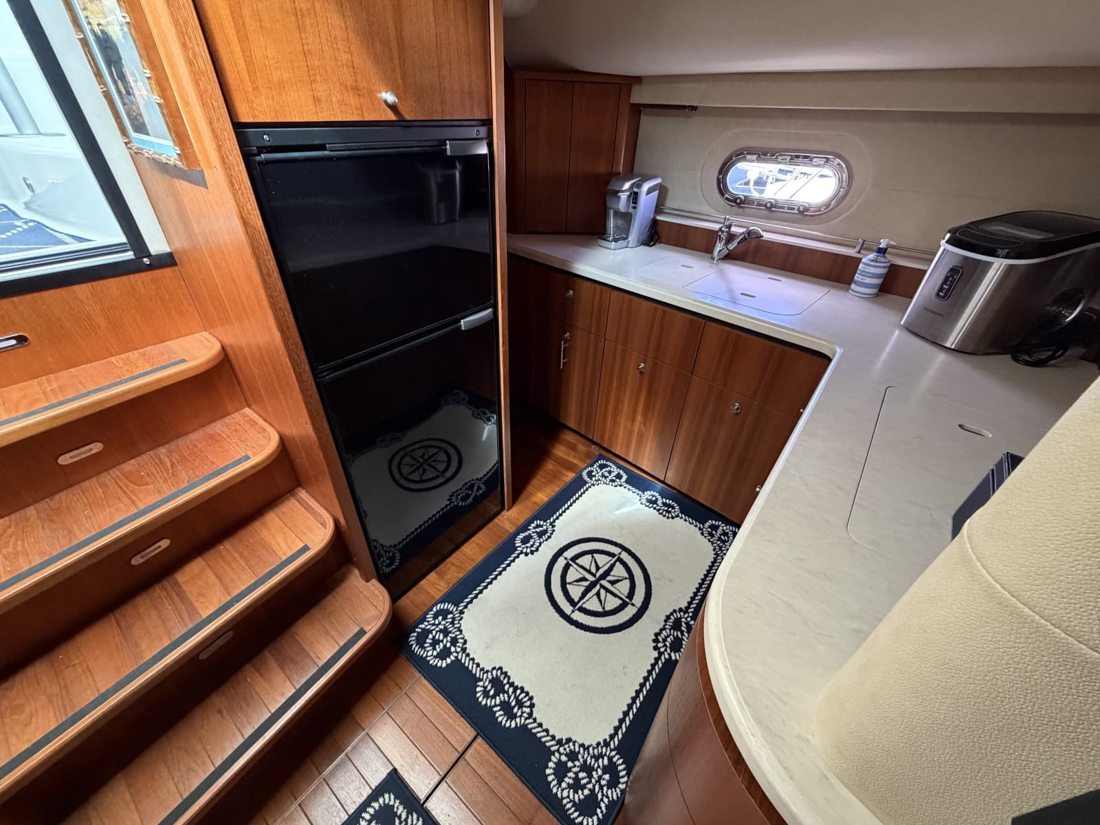 2006 Tiara Yachts 43 Sovran - Photo 16