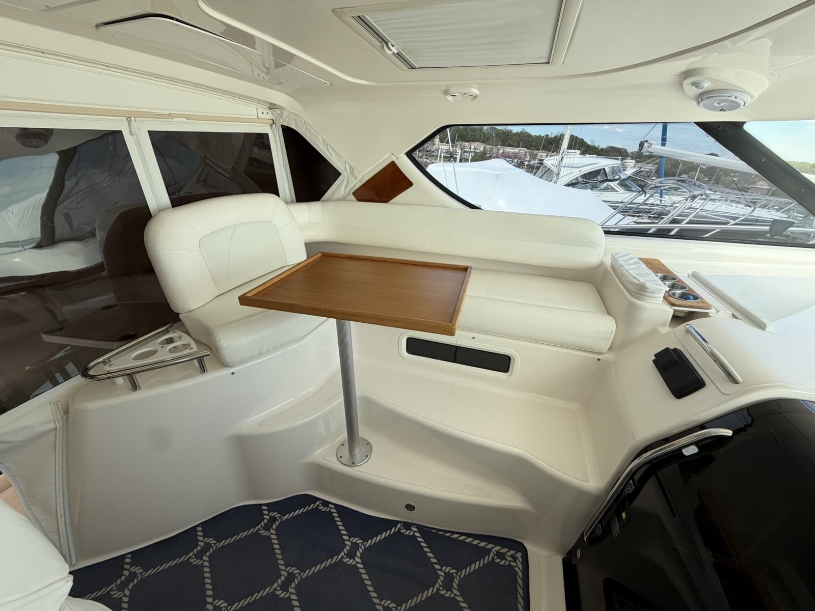 2006 Tiara Yachts 43 Sovran - Photo 5
