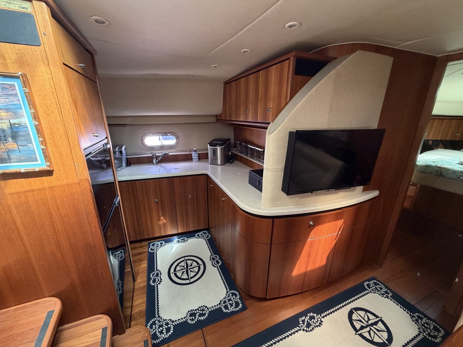 2006 Tiara Yachts 43 Sovran - Photo 13