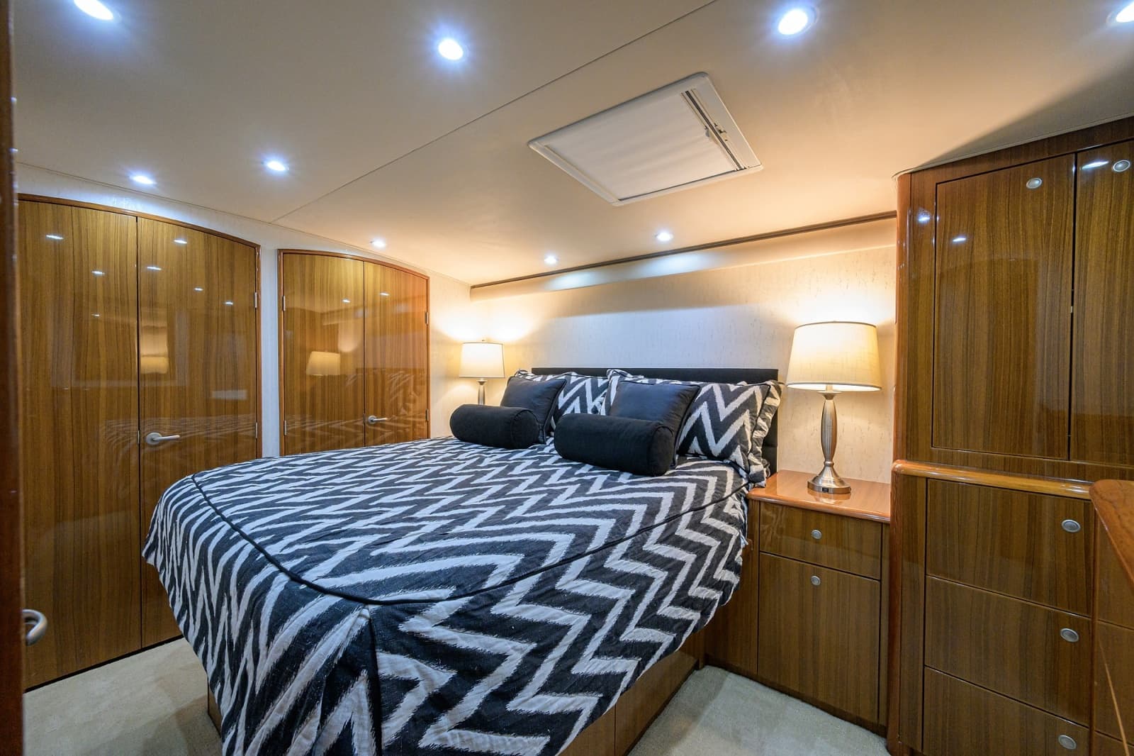 Viking 68 - BLOWFISH3 - Master Stateroom