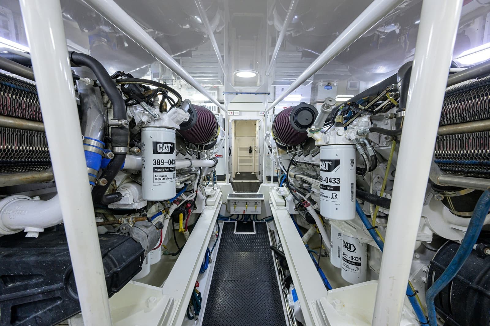 Viking 68 - BLOWFISH3 - Engine Room