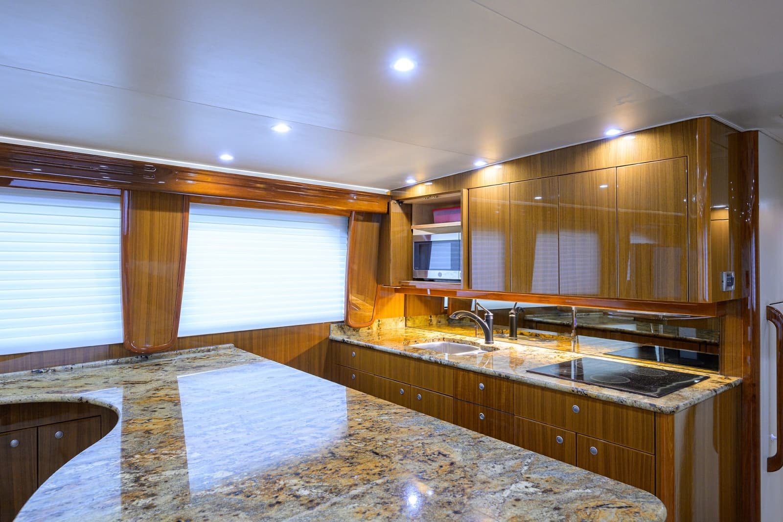 Viking 68 - BLOWFISH3 - Galley