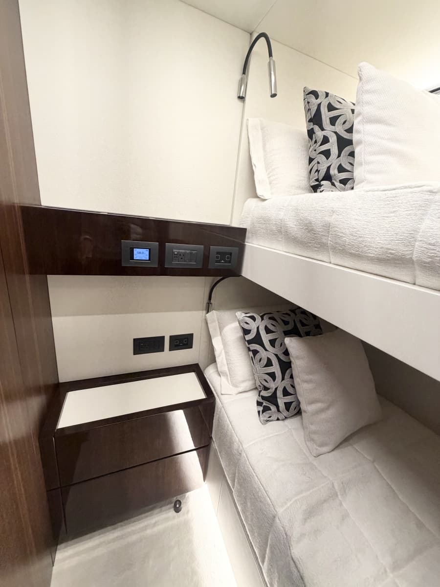 2026 Astondoa 66 Flybridge