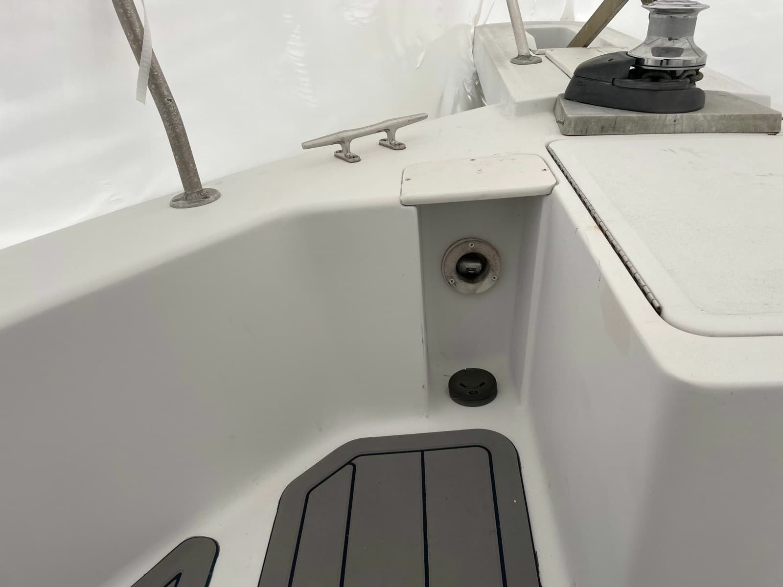 1998 Mainship 350 Trawler