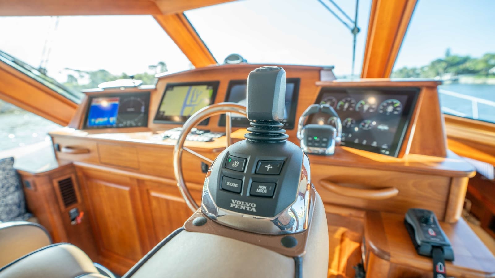 2018 Sabre 66 Dirigo