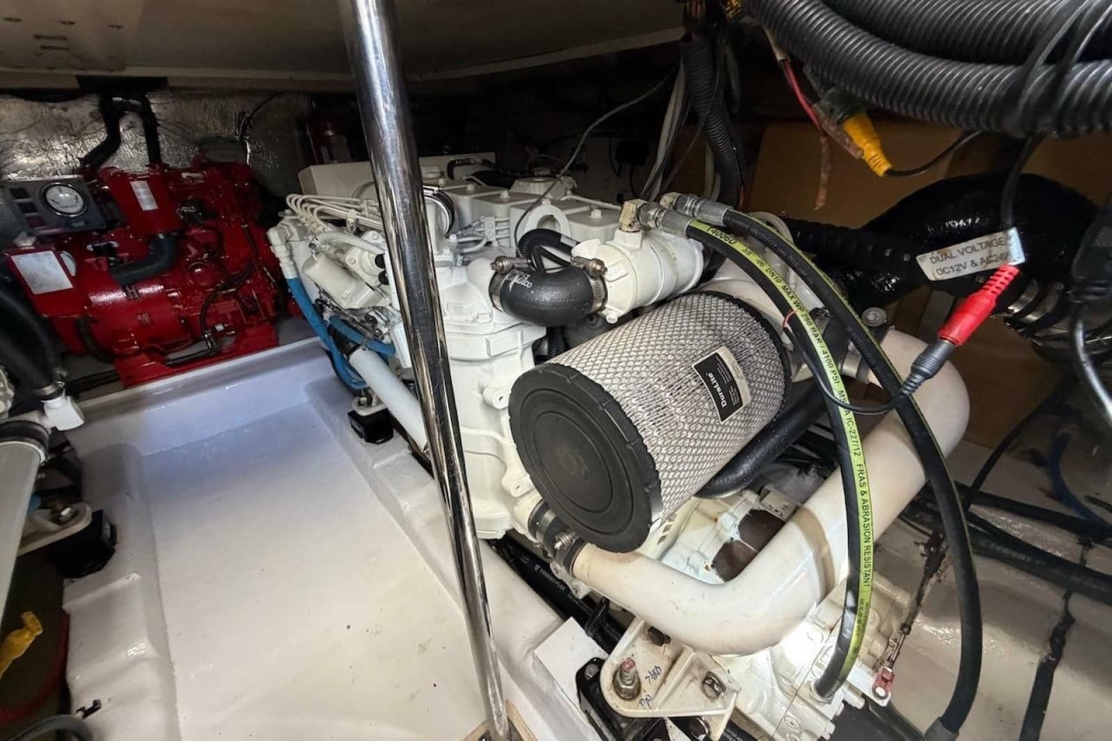 2005 Riviera 37 Flybridge