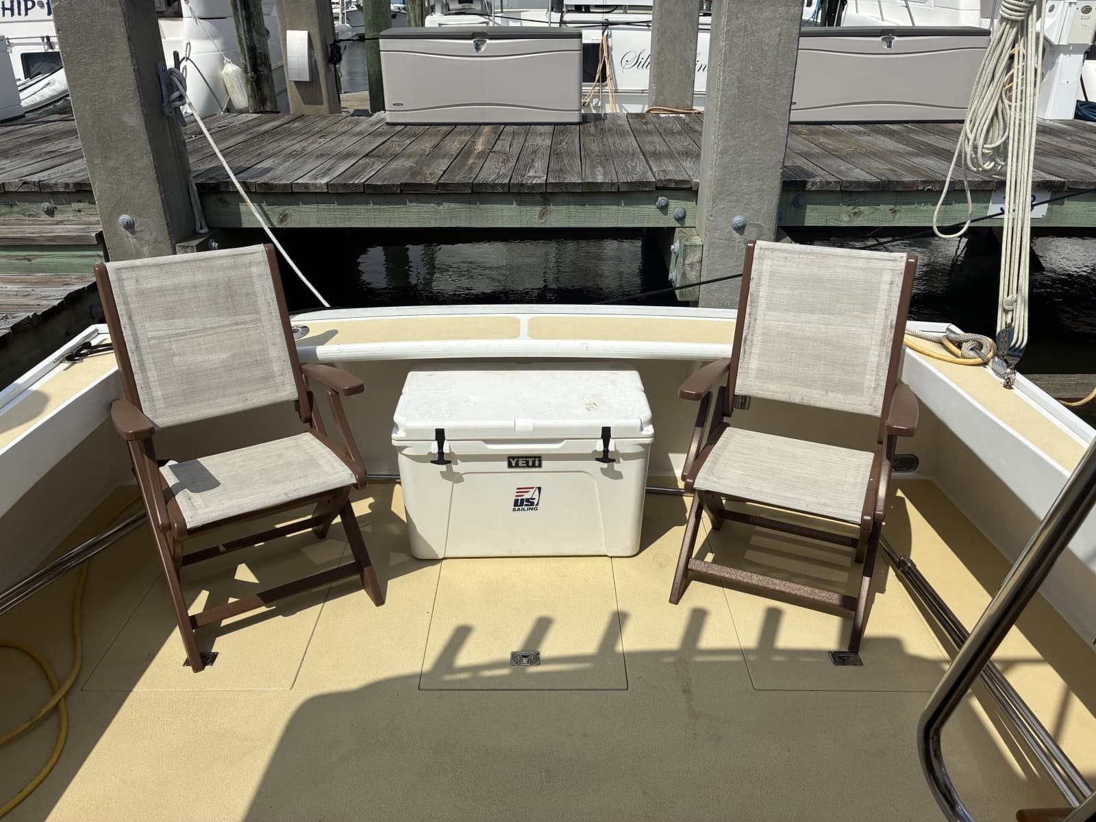 1989 Duffy 35 Flybridge - Cockpit