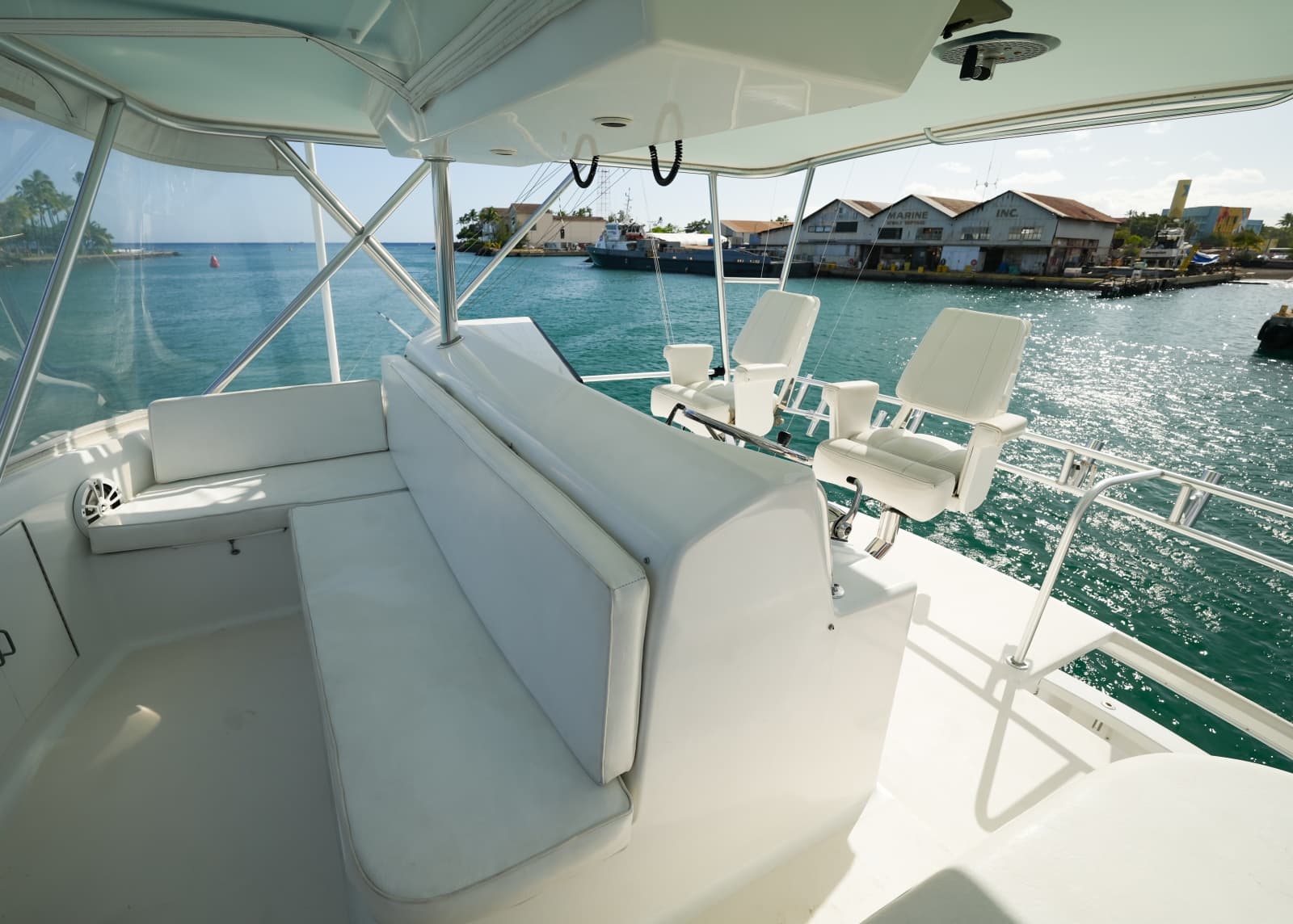 1998 Commercial Post