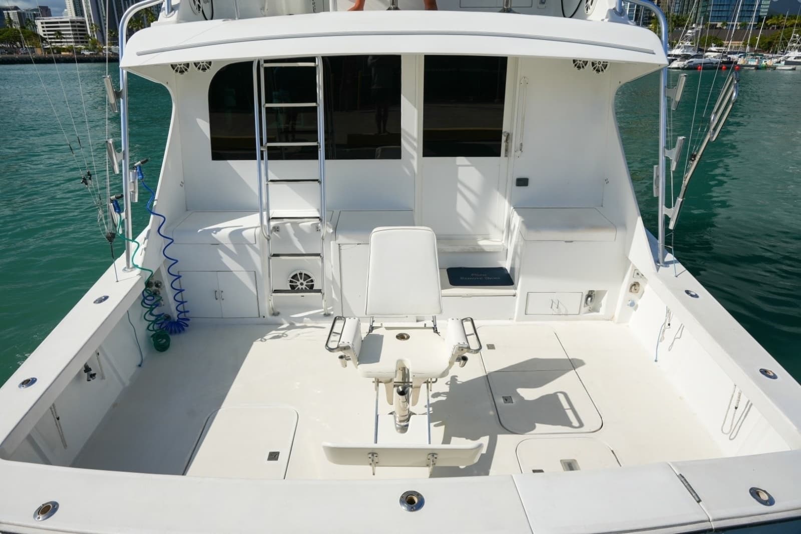 1998 Post 50 Convertible - Photo 31
