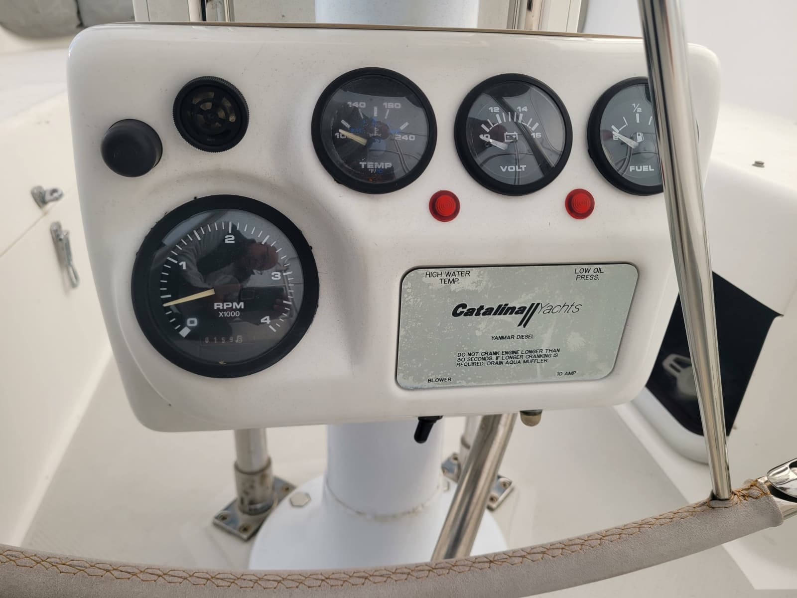 2006 Catalina 320