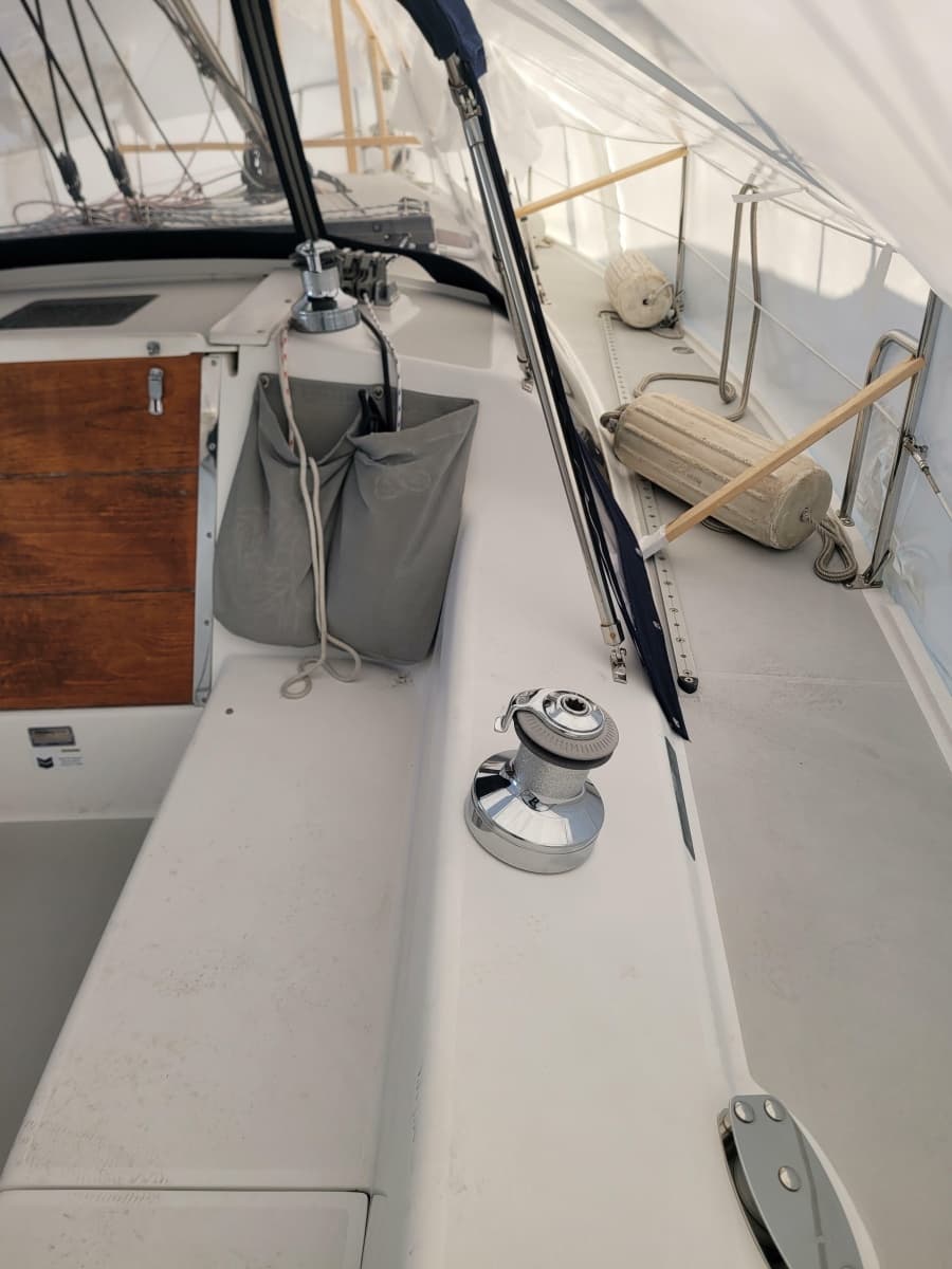 2006 Catalina 320
