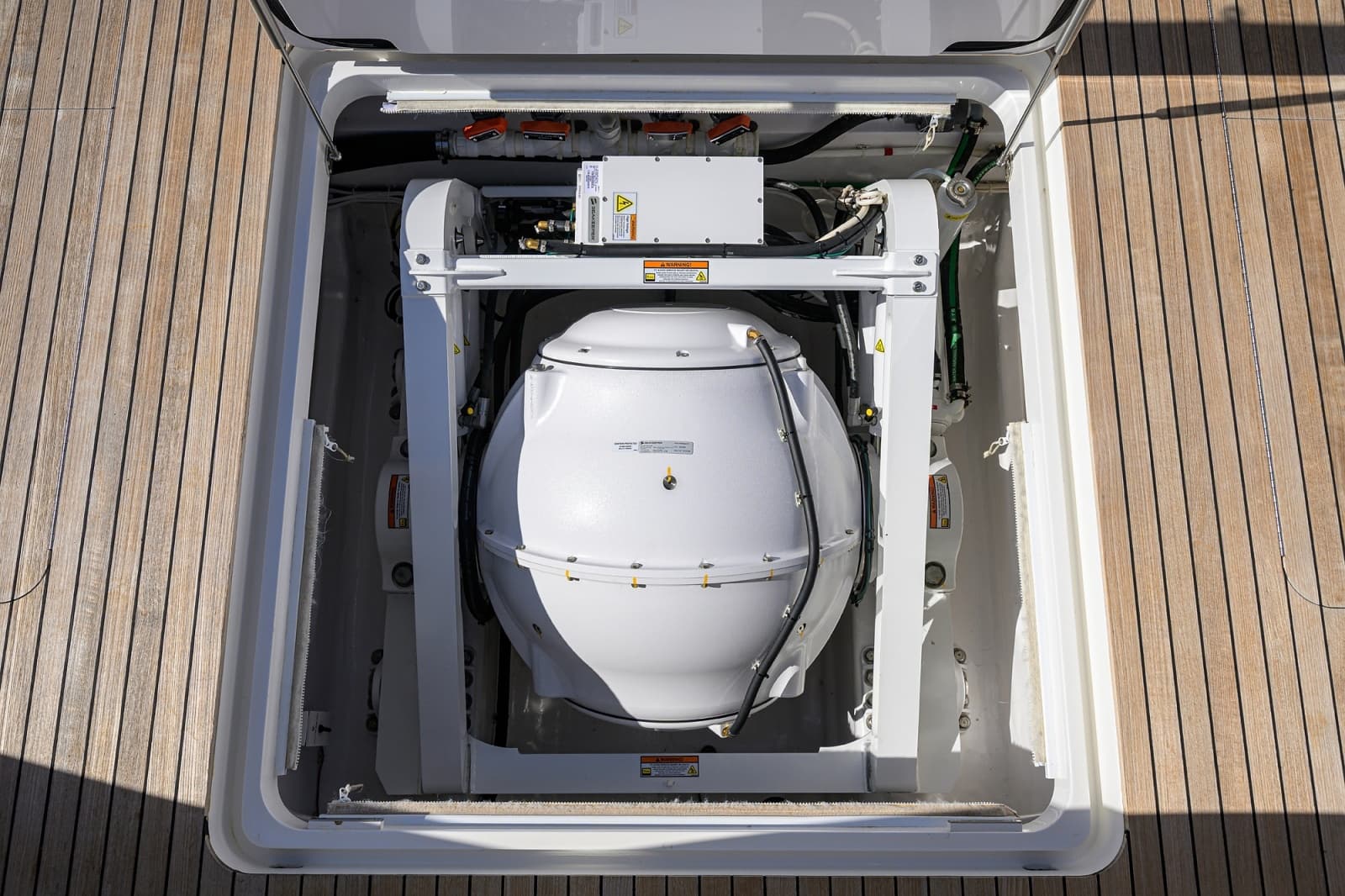 Viking 80 MERCEDES - Cockpit