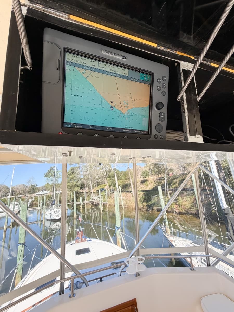 1988 Pacemaker 36 Convertible