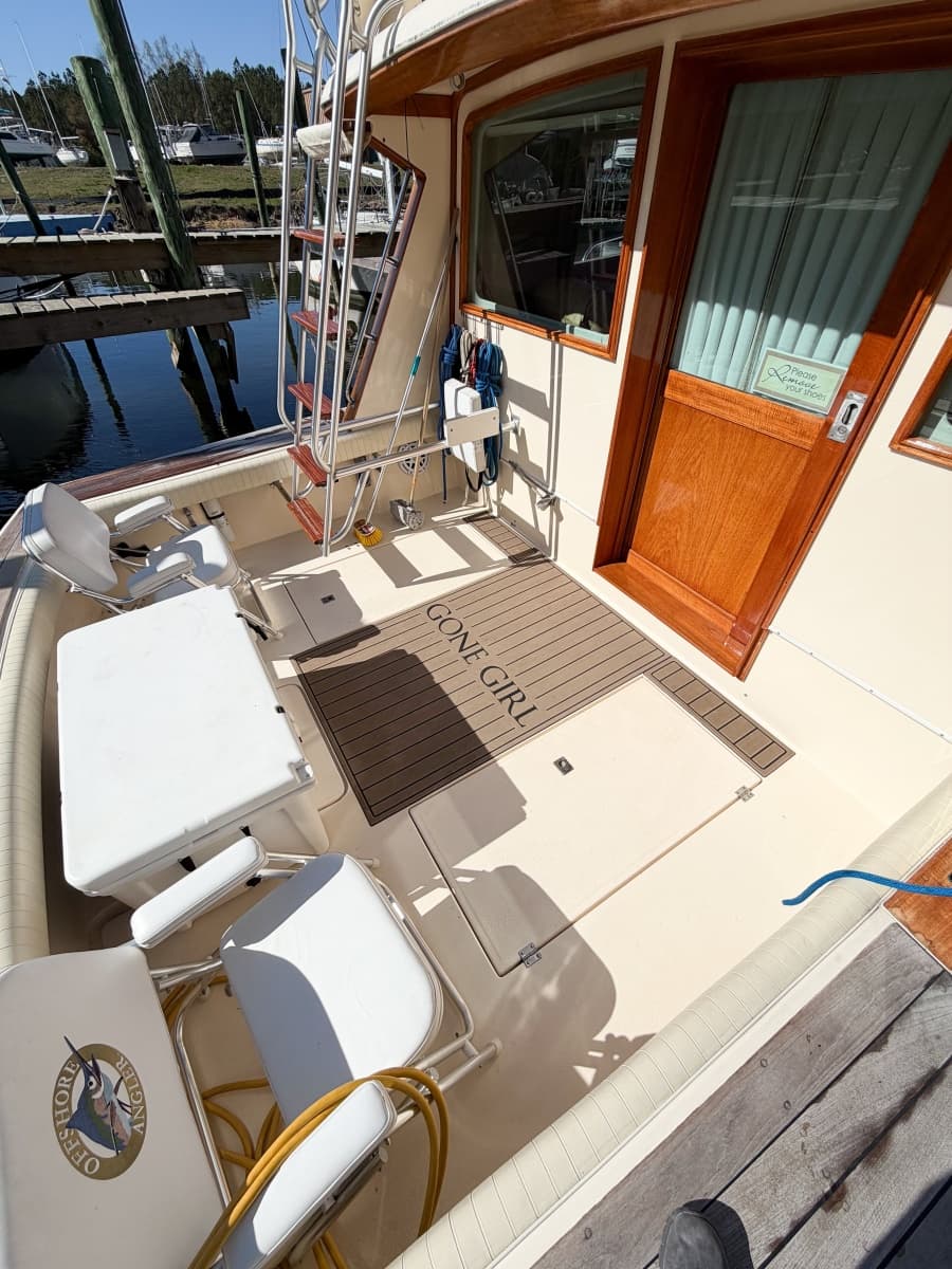 1988 Pacemaker 36 Convertible