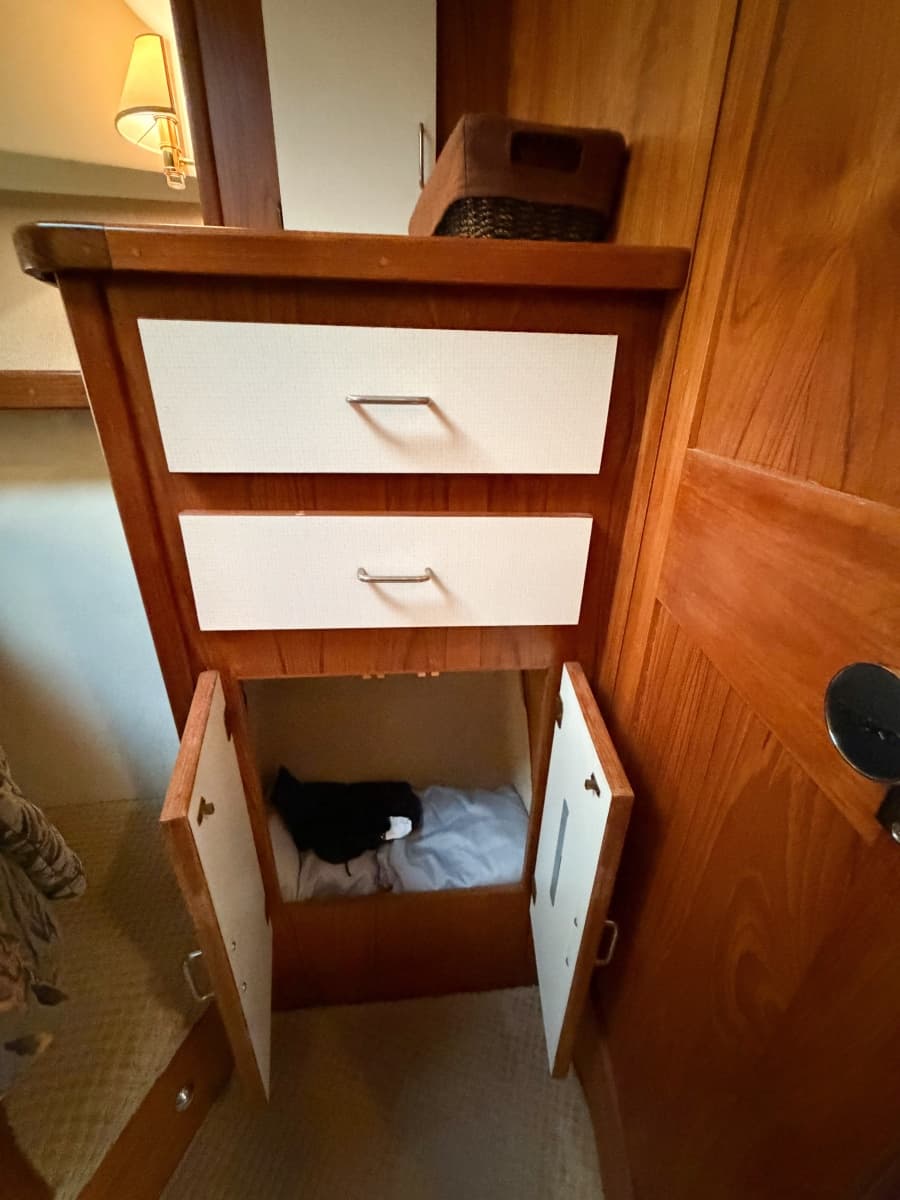 1988 Pacemaker 36 Convertible